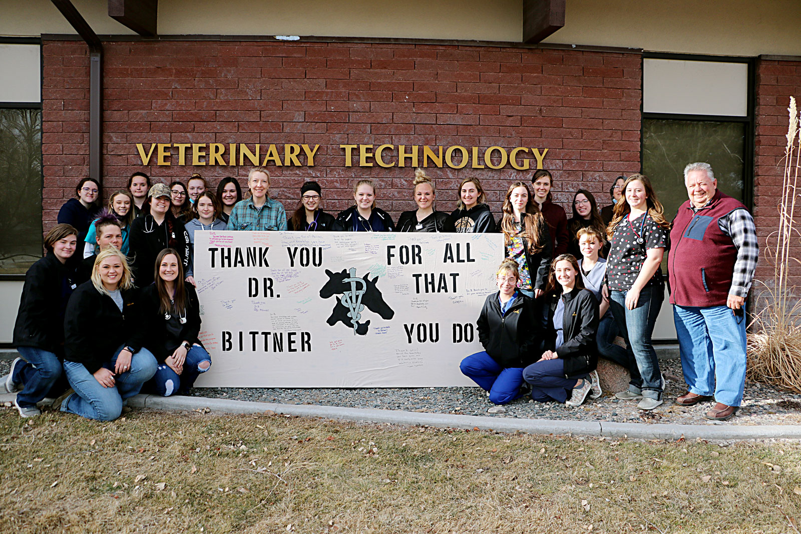 Vet Tech Students stand with Dr. Bittner.
